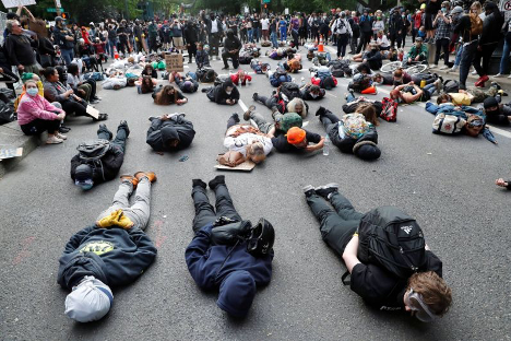 Manifestation contre le racisme envers les personnes de couleur