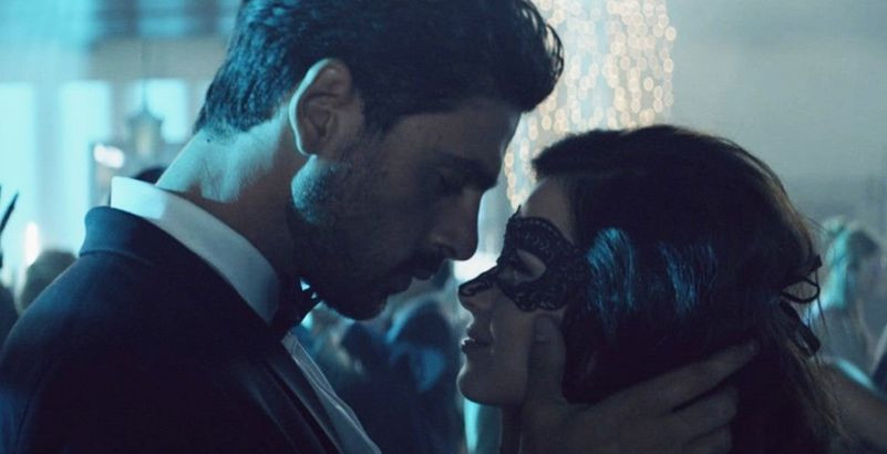 le film érotique 365 jours divise sur Netflix