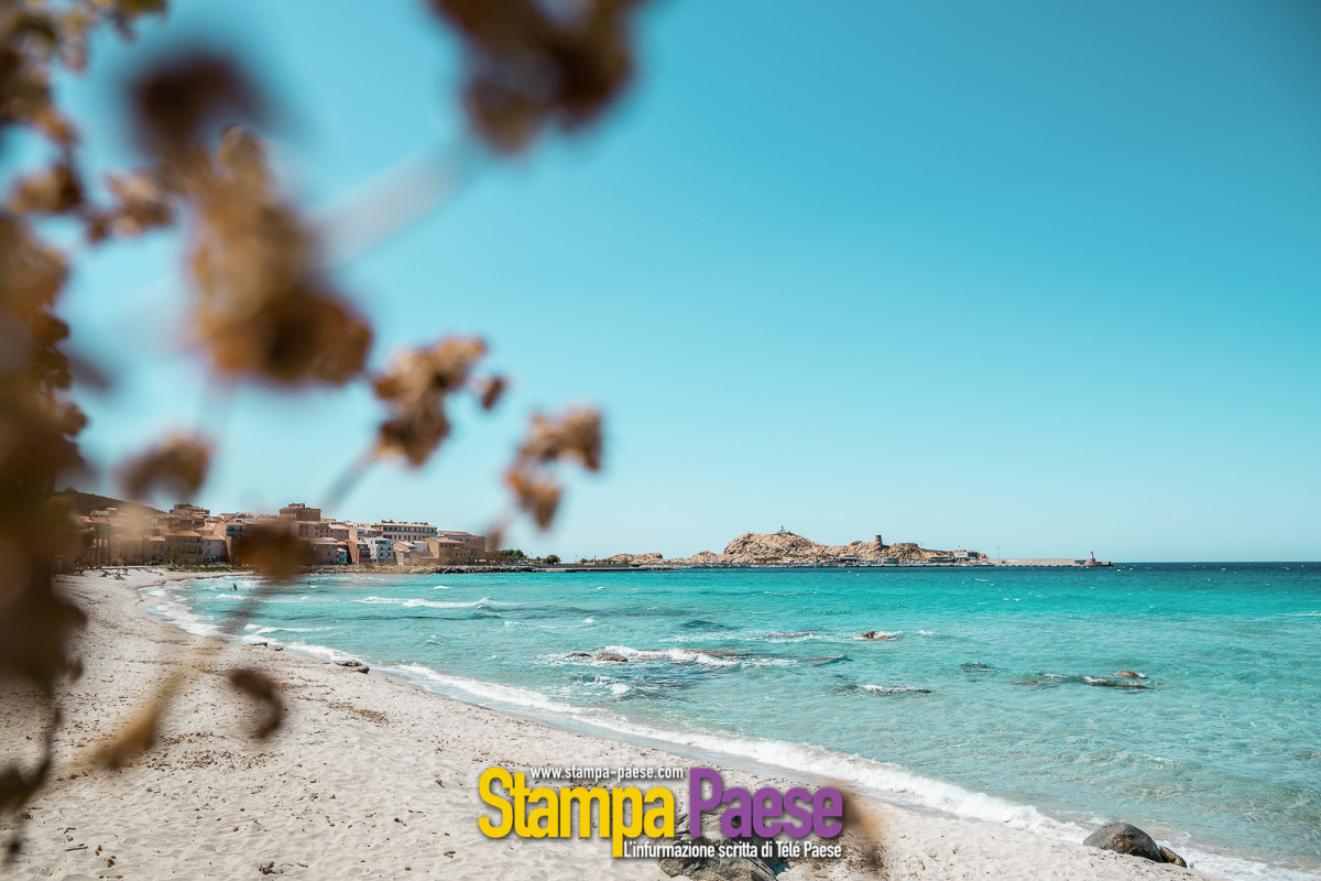 plage ile rousse