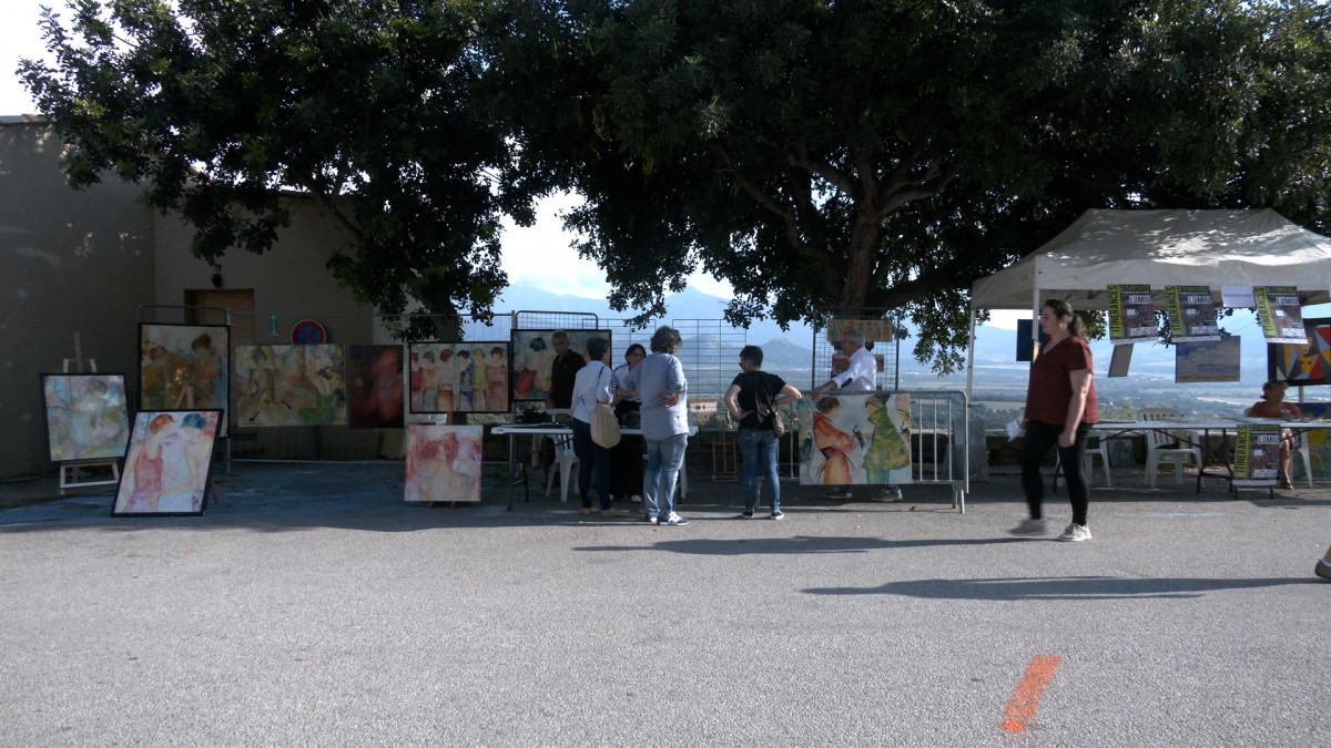 Un parcours en plusieurs étapes a conduit les visiteurs à la rencontre des artisrtes