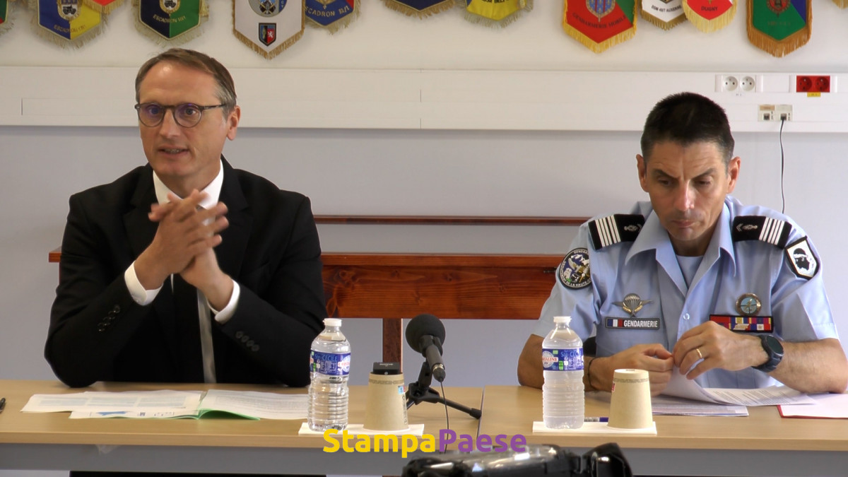 Le préfet de Haute-Corse, Michel Prosic et le Colonel Sébastien Manzoni, ont présenté les deux nouvelles compagnie de gendarmerie du département