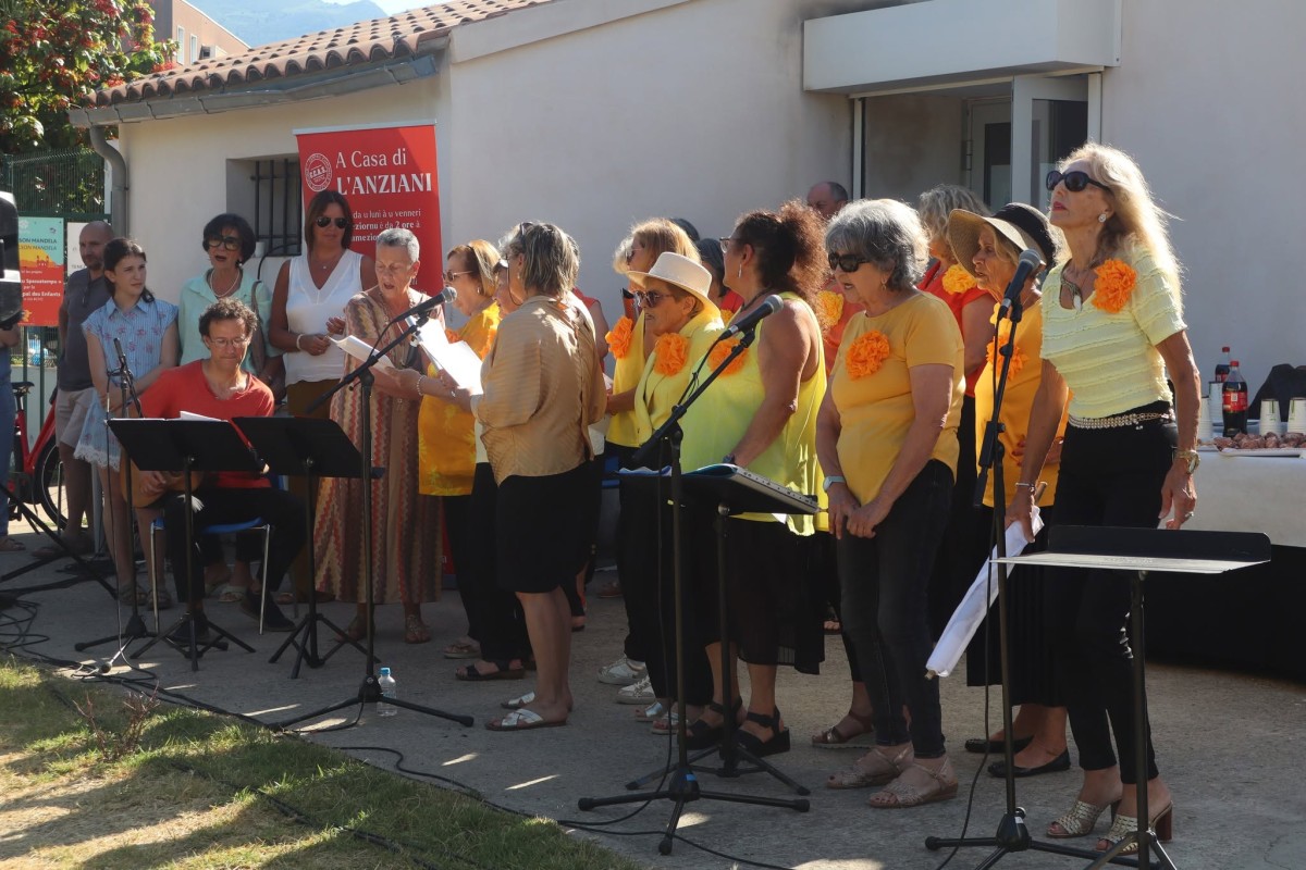 Bastia : La Casa di l'Anziani célèbre la convivialité au Parc Mandela