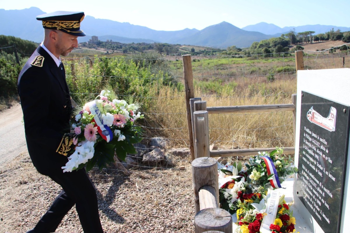 Galéria : l'hommage poignant des soldats du feu au pilote Philippe Gallet, 36 ans après le drame