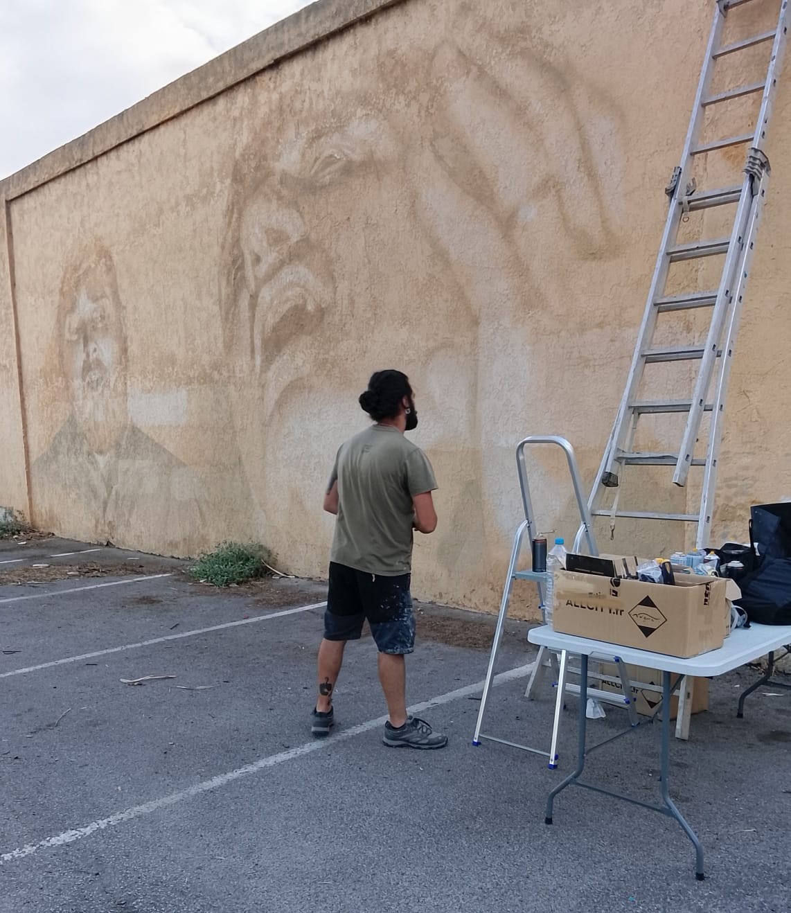 Rencontres de Chants Polyphoniques : une fresque sur les murs de Calvi pour représenter le patrimoine culturel vivant de la Corse