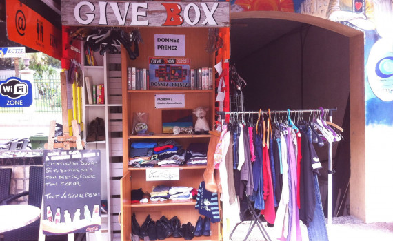 UNE VOITURE DANS LA GIVEBOX D’AJACCIO