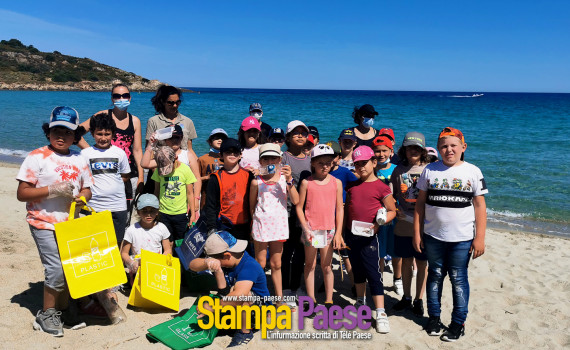 ramassage déchets plage lozari
