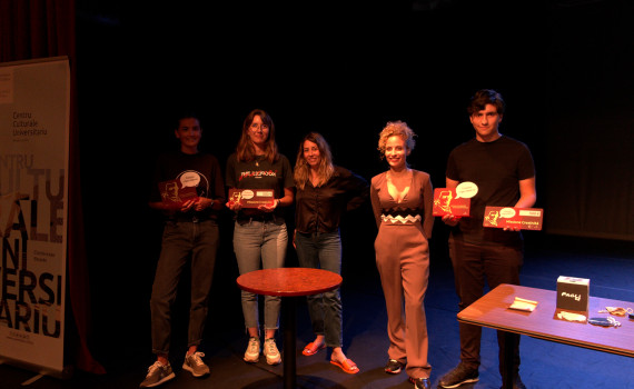 Les lauréats du concours Ligua materna ont reçu leur prix