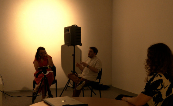 L'artiste Florian Kiniques présente son exposition &quot;Tene&quot; Au fort Charlet
