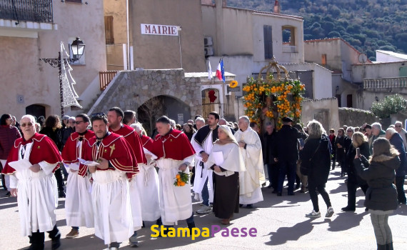 Procession de Sant'Antone Abbate à Aregnu