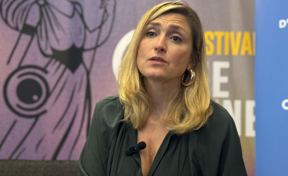 julie gayet
