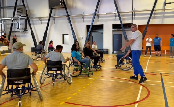 Handisport : À Bastia, valides et personnes à mobilité réduite font équipe autour du basket-fauteuil