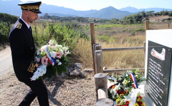 Galéria : l'hommage poignant des soldats du feu au pilote Philippe Gallet, 36 ans après le drame