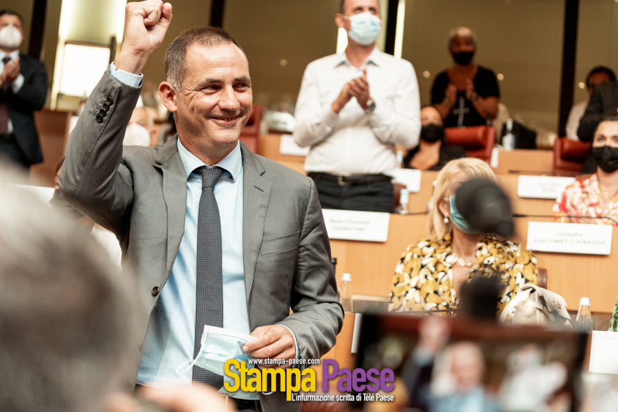 GILLES SIMEONI