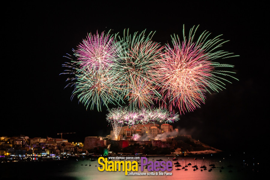 feu artifice 15 aout