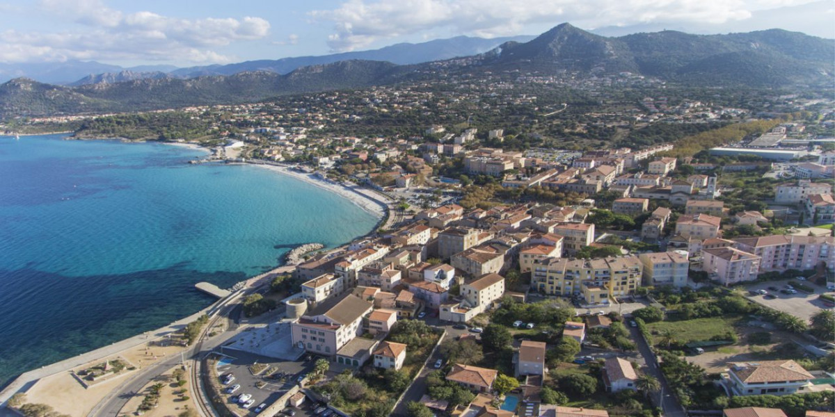 nocibe ile rousse